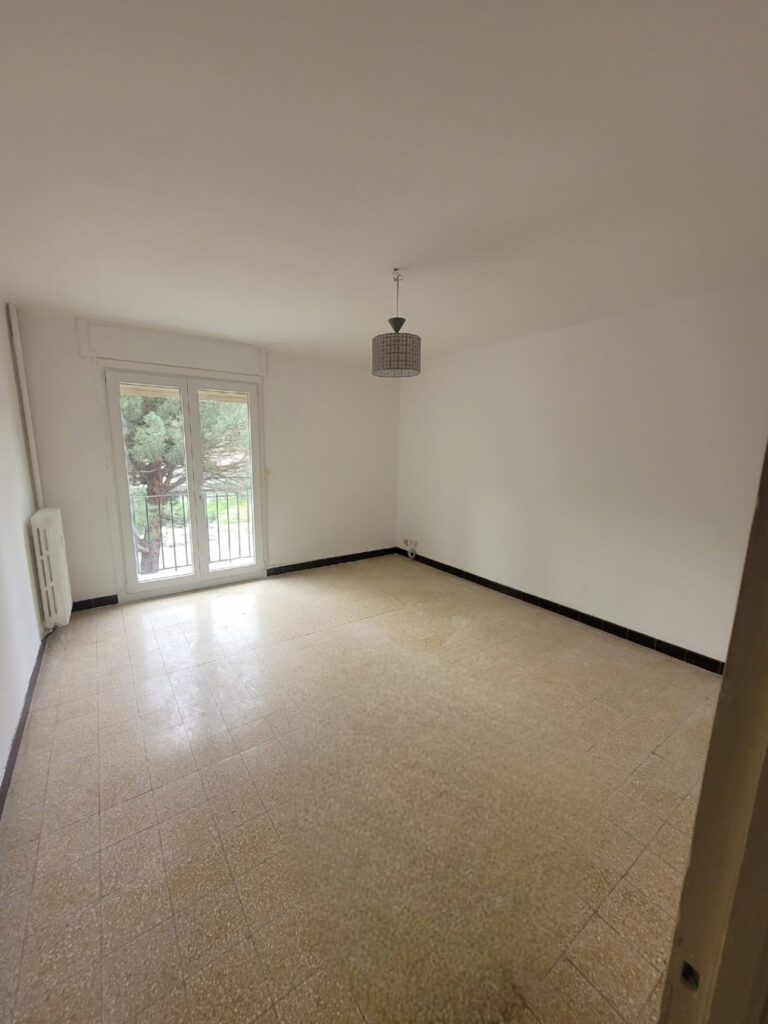 APPARTEMENT F2 PETITE PROVENCE SPECIAL INVESTISSEUR