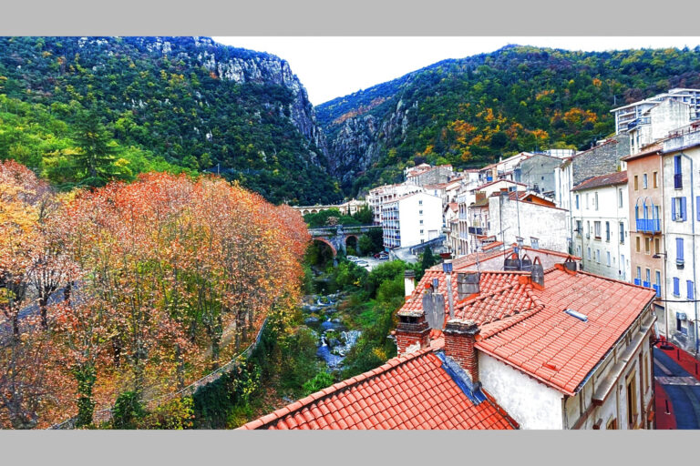 Bel appartement type T3 entièrement meublé à 2 pas des thermes d'Amélie les Bains. Idéal investisseurs !