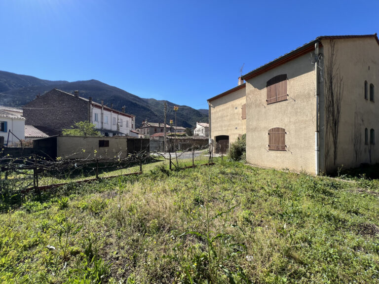 Maison 4 faces proche écoles