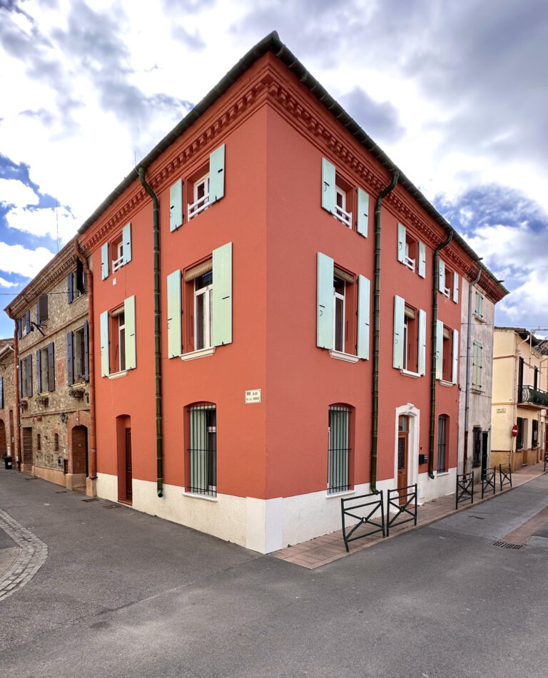 Grande maison de ville 4 chambres à vendre à SAINT CYPRIEN (66750)