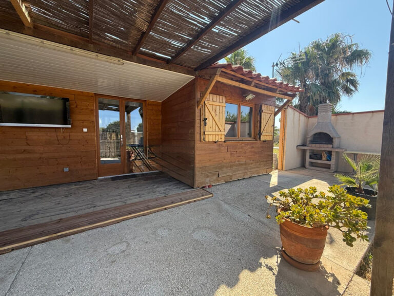 Le Barcarès Tiny Chalet cosy et sa grande terrasse de 30 m2 Confort