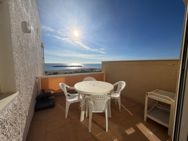 Le Barcarès Vue mer accès direct plage Le Lido Beau T2 avec terrasse !