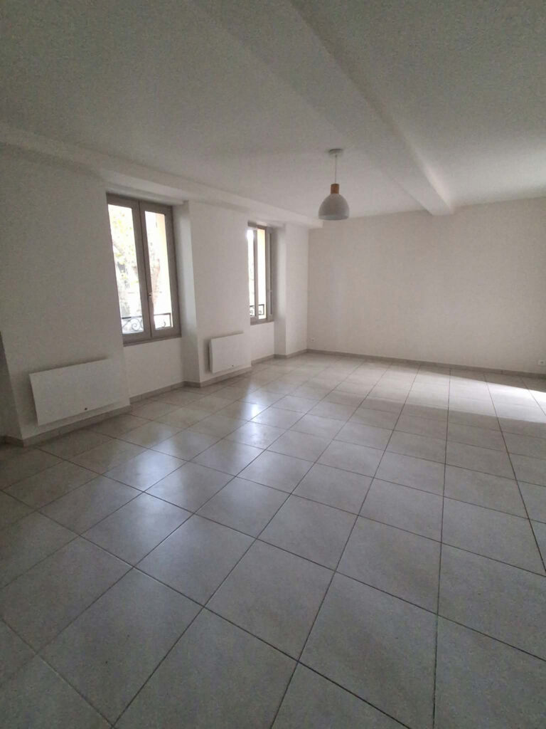Appartement de type F4 à CERET