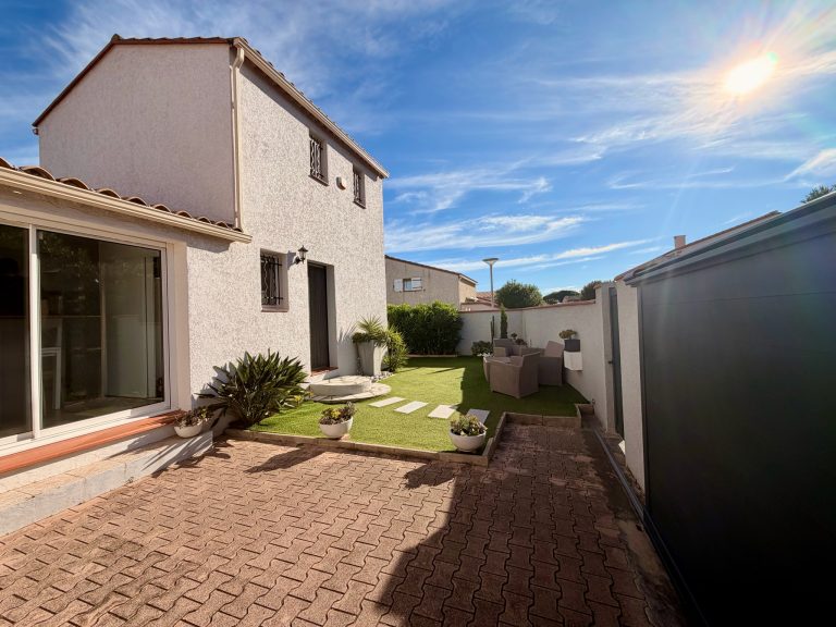 Maison 3 faces rénovée proche plage